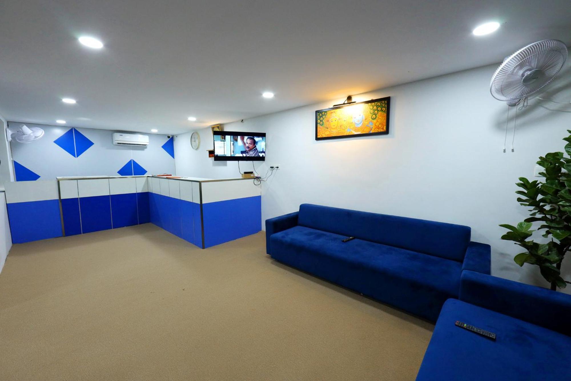 Hotel Temple View Residency Chottanikara Exterior foto